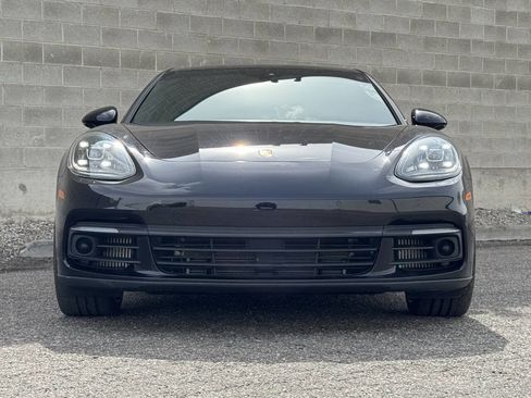 Used 2017 Porsche Panamera 4S image 6