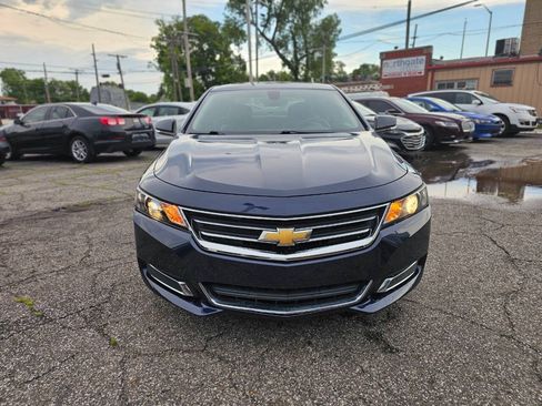 Used 2017 Chevrolet Impala LT w/ Convenience Package FWD image 2
