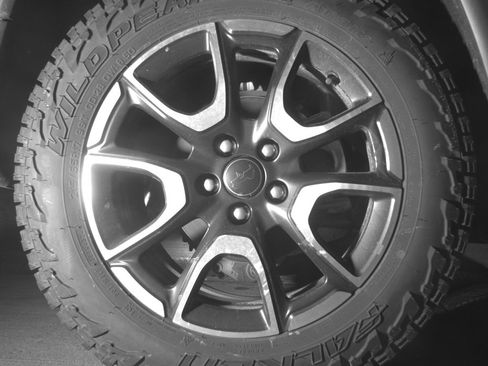Used 2025 Jeep Compass Trailhawk AWD/4WD image 15
