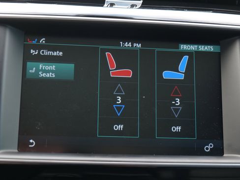 Used 2018 Jaguar F-PACE Prestige image 27