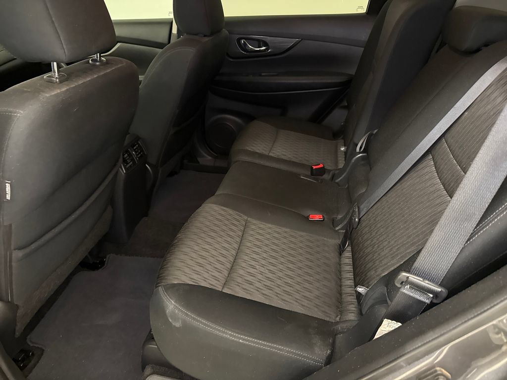 Used 2017 Nissan Rogue SV w/ Midnight Edition FWD image 19