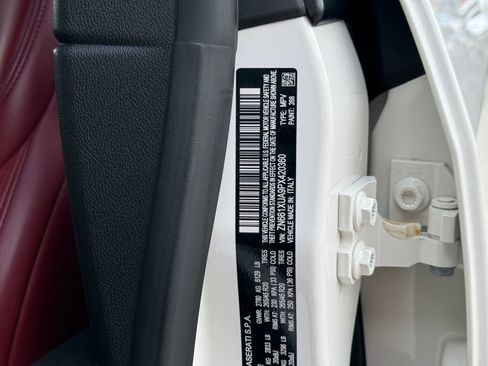 Used 2023 Maserati Levante GT image 25