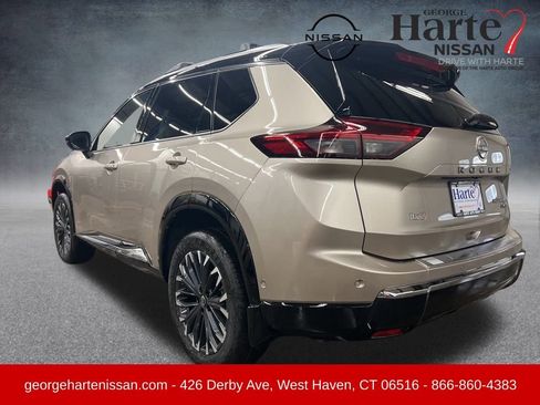 New 2026 Nissan Rogue Platinum w/ Platinum Premium Package image 3