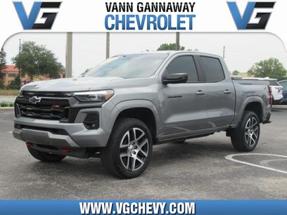 Used 2023 Chevrolet Colorado Z71 w/ Z71 Convenience Package 2