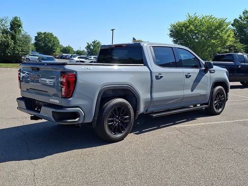 Used 2024 GMC Sierra 1500 Elevation AWD/4WD image 9