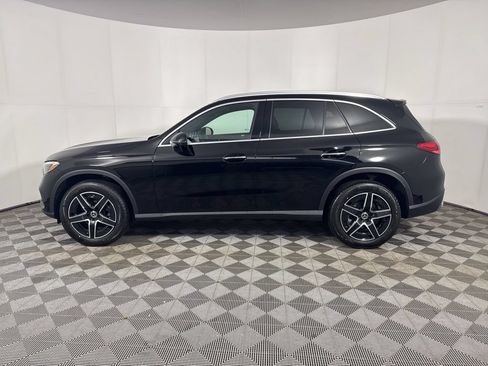 New 2026 Mercedes-Benz GLC 300 4MATIC image 2