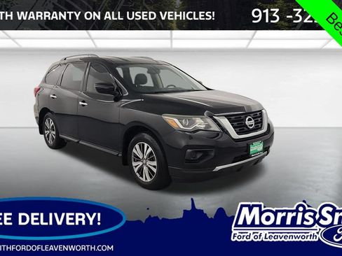 Used 2017 Nissan Pathfinder S FWD image 1