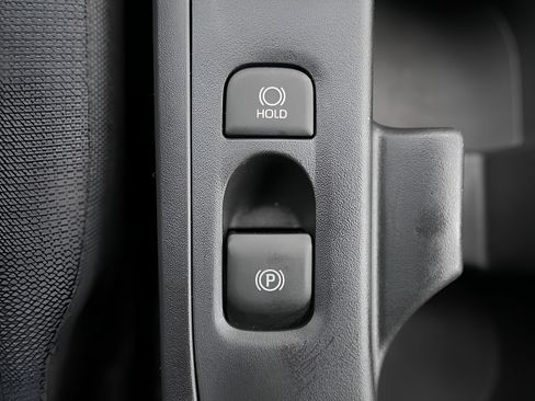 Used 2025 Toyota Corolla LE FWD image 30