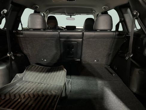 Used 2024 Mitsubishi Outlander SE image 47