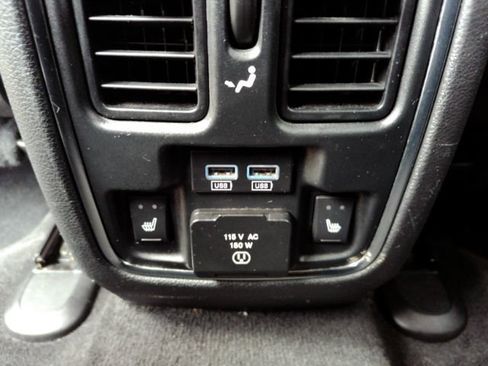 Used 2015 Jeep Grand Cherokee Limited image 29