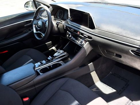 Used 2023 Hyundai Sonata SEL image 17