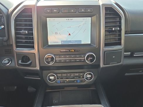 Used 2020 Ford Expedition Platinum AWD/4WD image 19
