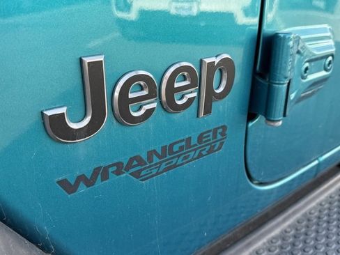 Used 2020 Jeep Wrangler Sport S image 11