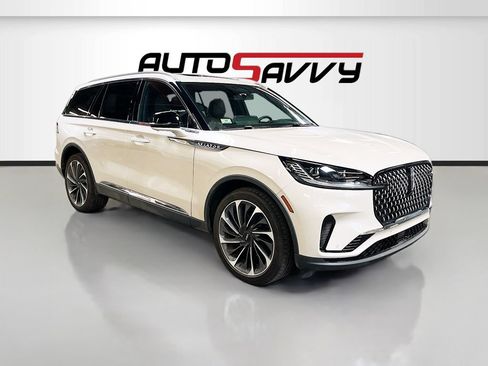 Used 2025 Lincoln Aviator Reserve w/ Equipment Group 201A AWD/4WD image 1