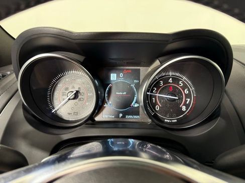 Used 2019 Jaguar F-TYPE Coupe image 11