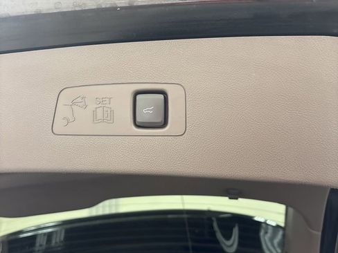 Used 2020 Lincoln Corsair Reserve w/ Equipment Group 201A image 27