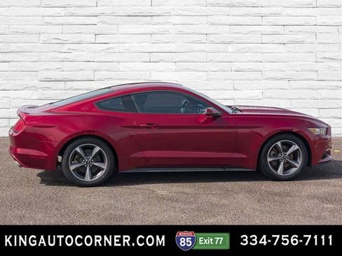 Used 2017 Ford Mustang Coupe RWD image 2