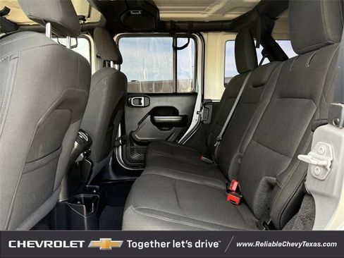 Used 2021 Jeep Wrangler Unlimited Sport image 30
