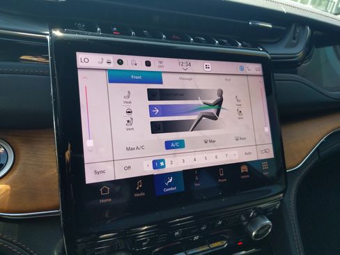 Used 2023 Jeep Grand Cherokee L Summit image 42