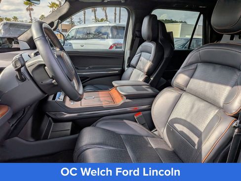 Certified 2025 Lincoln Navigator L Black Label AWD/4WD image 25