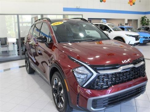 Used 2023 Kia Sportage X-Line w/ X-Line Premium Package image 3