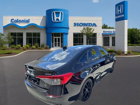 Used 2024 Honda Civic Sport image 6