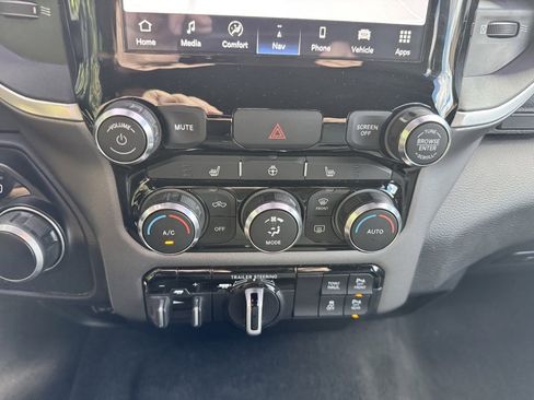 Used 2023 RAM 1500 Big Horn w/ Trailer Tow Group image 29