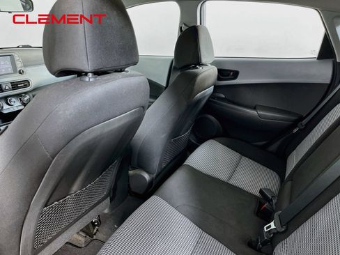 Used 2021 Hyundai Kona SE FWD image 31