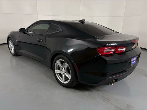 Used 2023 Chevrolet Camaro LT image 8