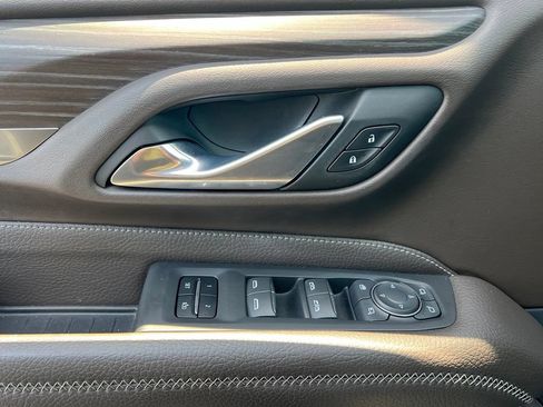 Used 2021 GMC Yukon Denali RWD image 28