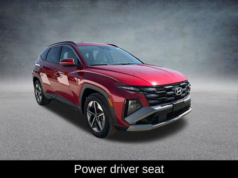 Used 2025 Hyundai Tucson SEL FWD image 8