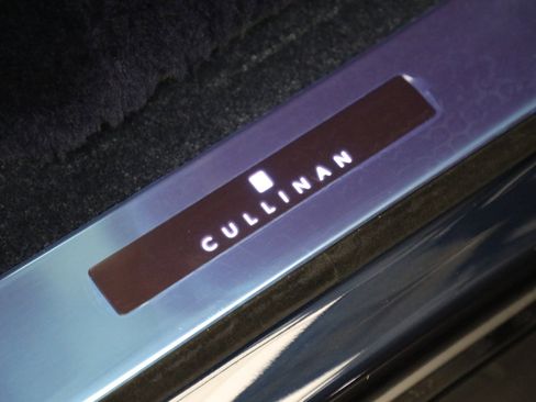 New 2026 Rolls-Royce Cullinan image 39