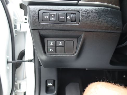 Used 2018 Honda Accord Touring image 21