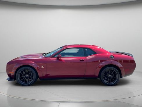 Used 2022 Dodge Challenger R/T Scat Pack RWD image 4