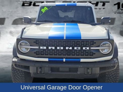 Used 2024 Ford Bronco Wildtrak image 9