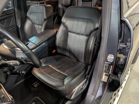 Used 2013 Mercedes-Benz GL 450 4MATIC image 19