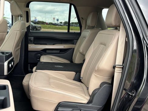 Used 2024 Ford Expedition Max Limited AWD/4WD image 15