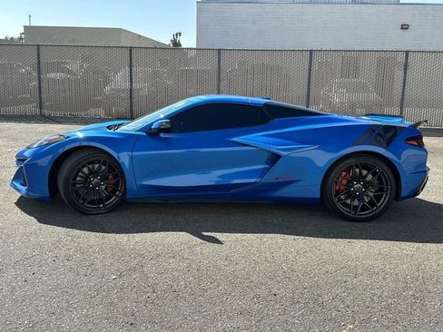 Used 2024 Chevrolet Corvette Z06 image 7
