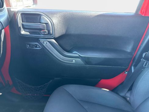 Used 2016 Jeep Wrangler Unlimited Sport image 20