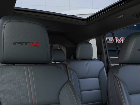 New 2026 GMC Acadia AT4 w/ Luxury Package AWD/4WD image 24