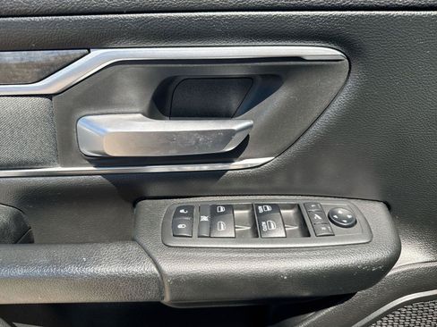 Used 2019 RAM 1500 Big Horn AWD/4WD image 5