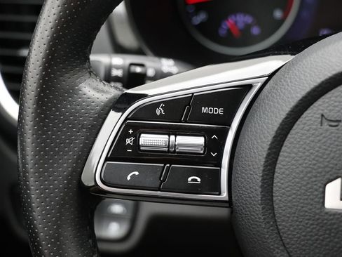 Used 2023 Kia Seltos SX image 20