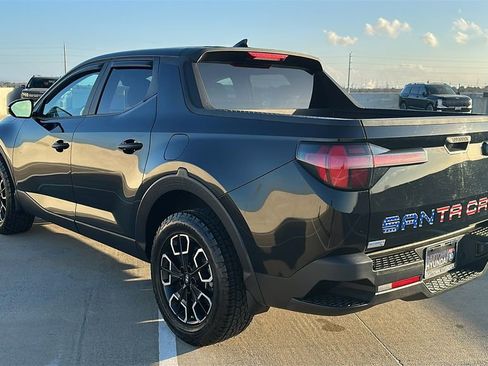 Used 2022 Hyundai Santa Cruz SEL image 10