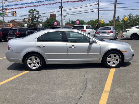 Used 2006 Ford Fusion SE FWD image 8