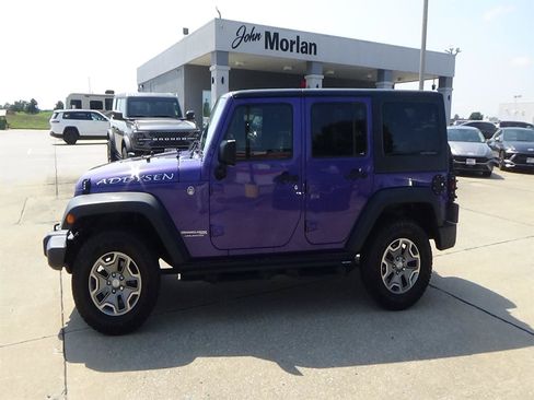 Used 2018 Jeep Wrangler Unlimited Rubicon w/ Cold Weather Group AWD/4WD image 1