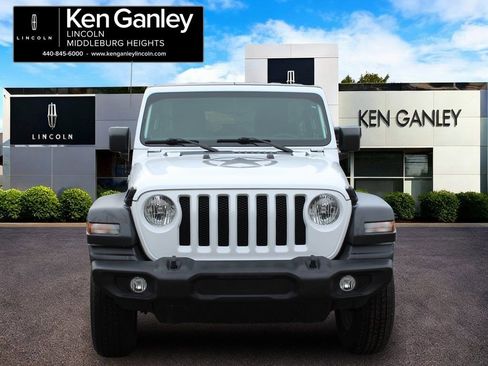 Used 2020 Jeep Wrangler Unlimited Sport S image 2