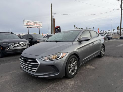 Used 2018 Hyundai Elantra SEL image 4