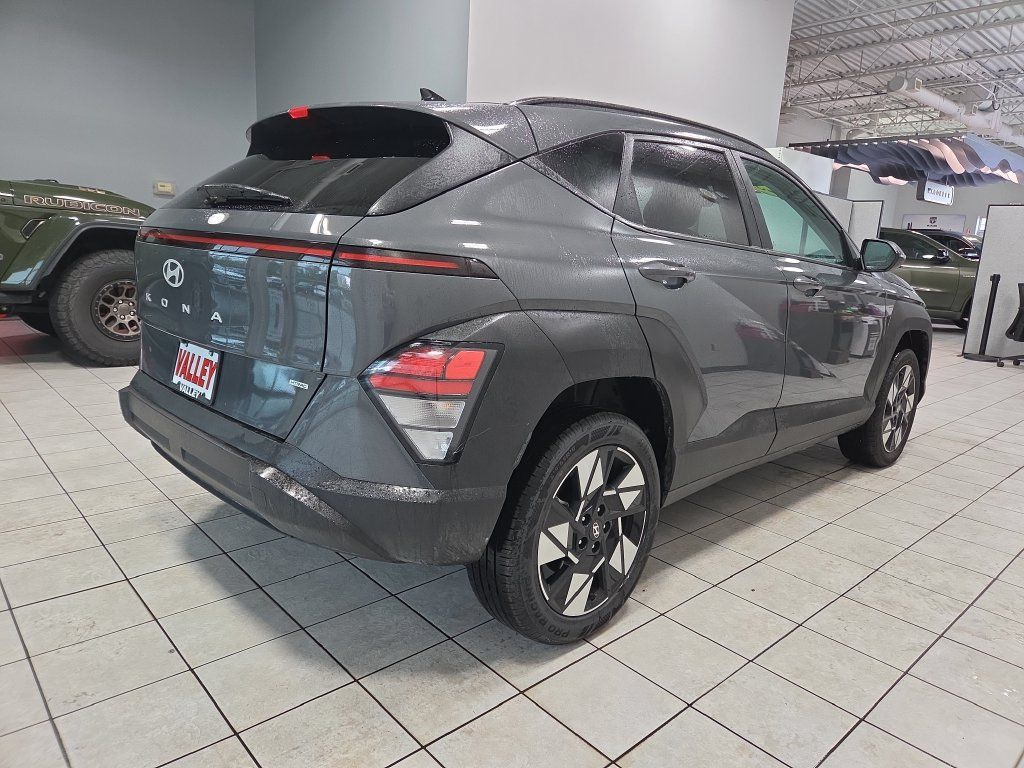 Used 2025 Hyundai Kona SEL AWD/4WD image 7