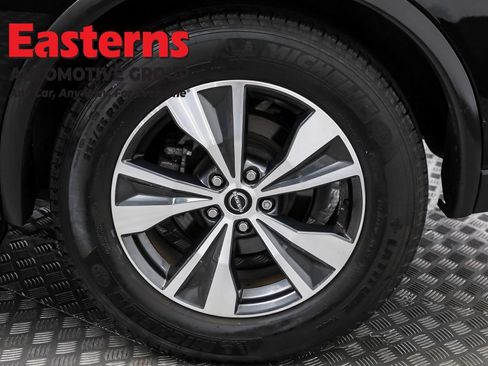 Used 2023 Nissan Murano SV image 31