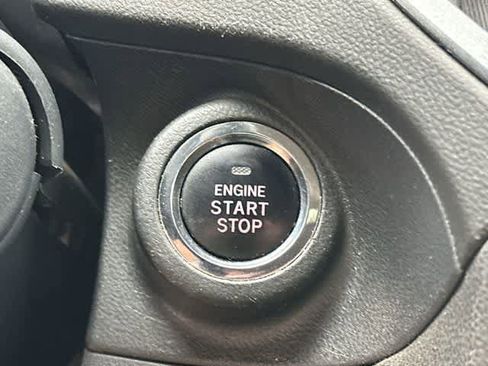 Used 2023 Subaru Crosstrek 2.5i Sport image 11